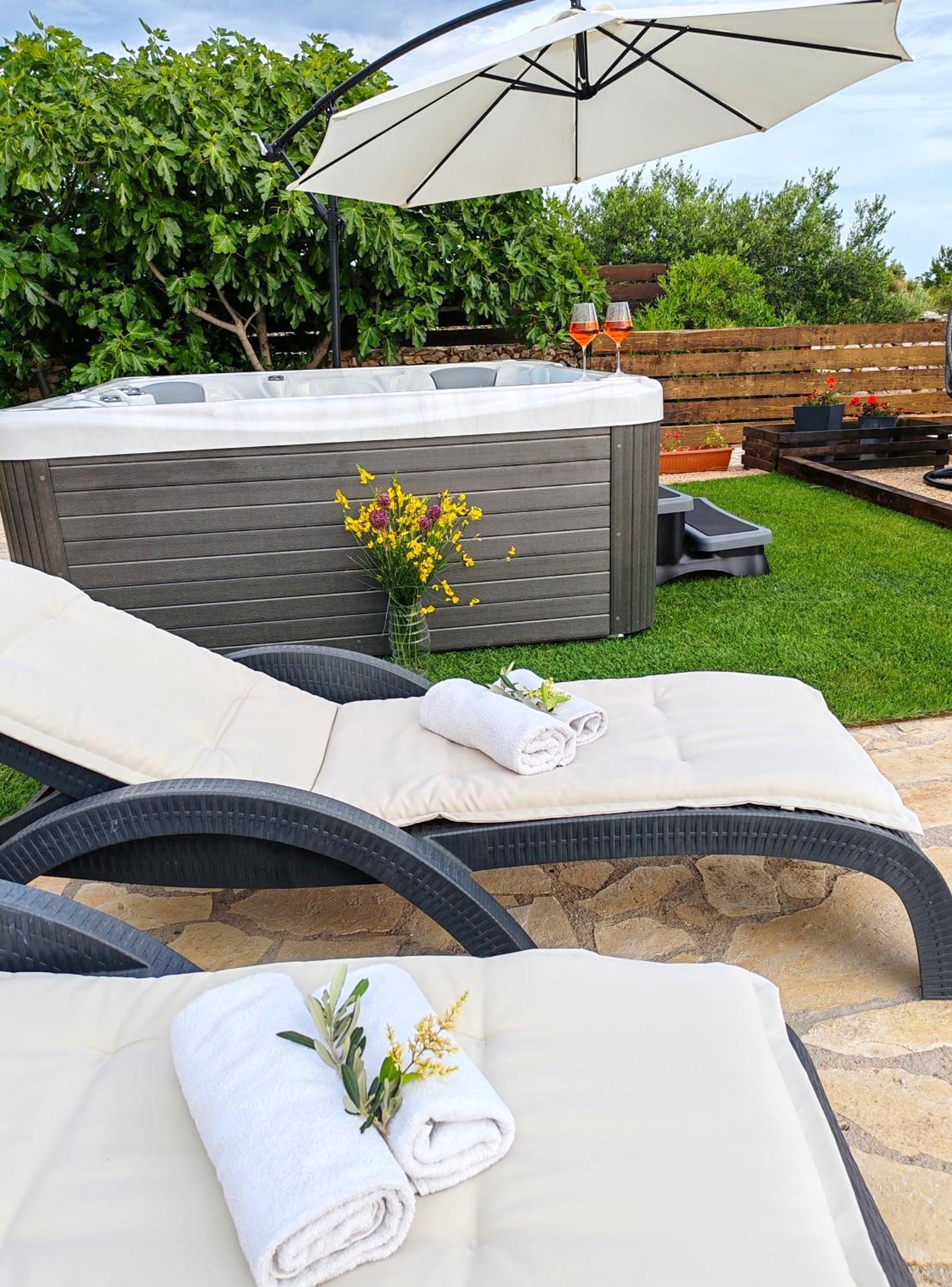 Holiday Home Juli With Jacuzzi Šibenik Exterior foto